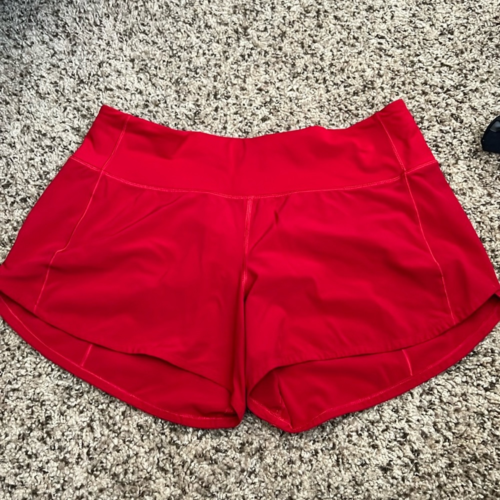 Lululemon Speed up Mid rise short